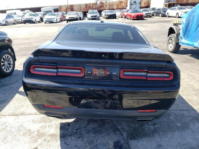 2C3CDZAG0JH302908 Dodge Challenger Sxt