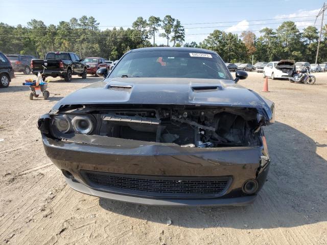2C3CDZAG3FH740118 Dodge Challenger Sxt