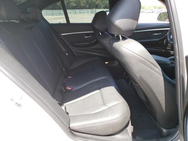 WBA8B9C56JAE22049 BMW 330 I