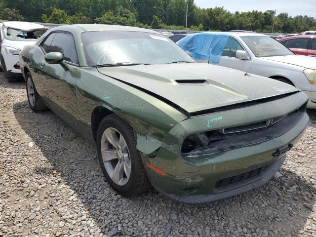 2C3CDZAG0JH200055 Dodge Challenger Sxt