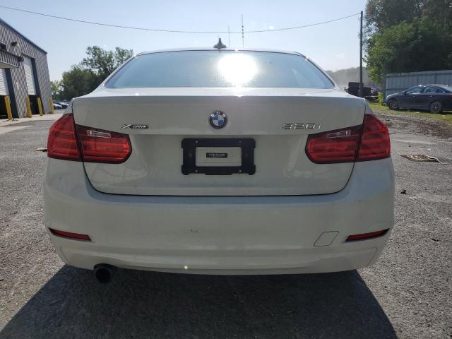 WBA3C3C53EK200232 BMW 320 I Xdrive