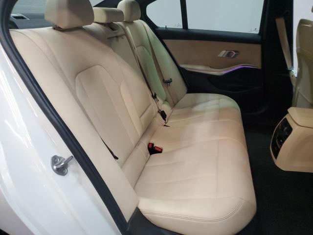 3MW5R1J06M8C11633 BMW 330I
