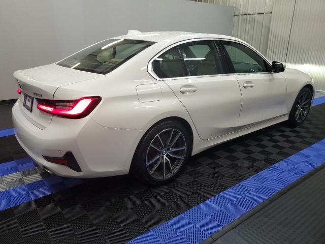 3MW5R1J06M8C11633 BMW 330I