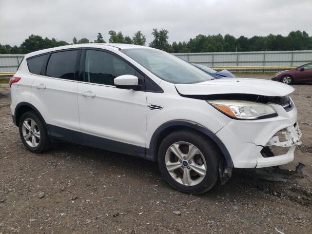1FMCU9GX3FUB74330 Ford ESCAPE SE