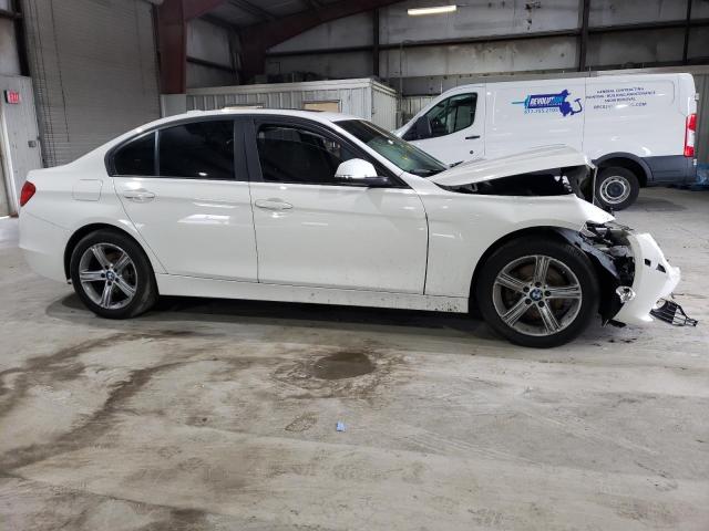 WBA3B5C53EF959311 BMW 328 Xi Sulev