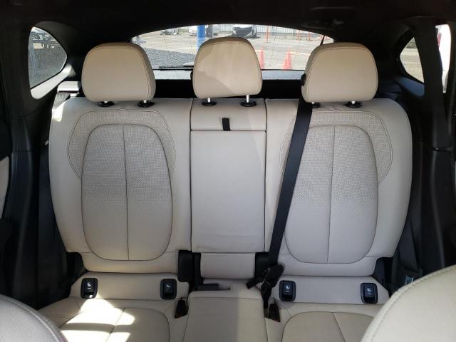 WBXHU7C33J5H42845 BMW X1 Sdrive28i