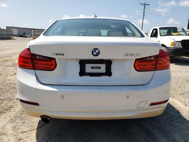 WBA3C3C54FP664702 BMW 320 I Xdrive