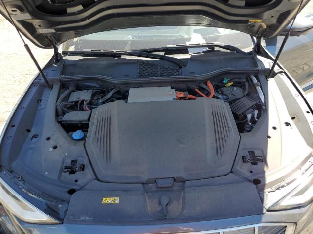 WA1VAAGE8KB007872 Audi E-tron Prestige