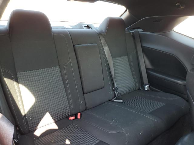 2C3CDZAG2FH865109 Dodge Challenger Sxt