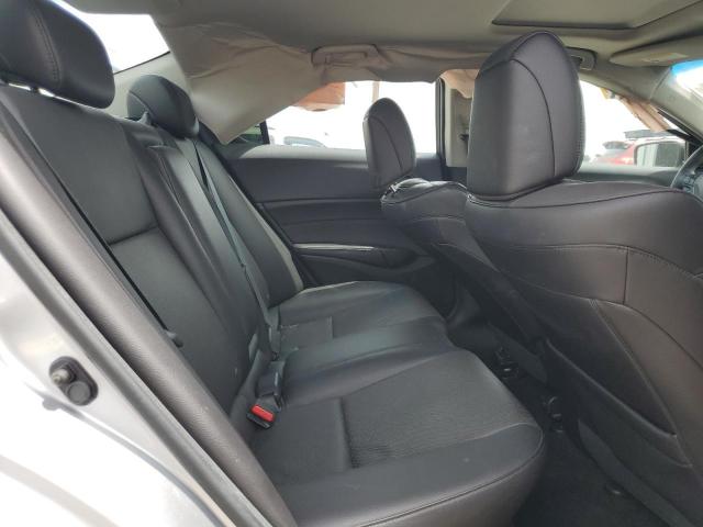19VDE1F31FE008224 Acura ILX 20