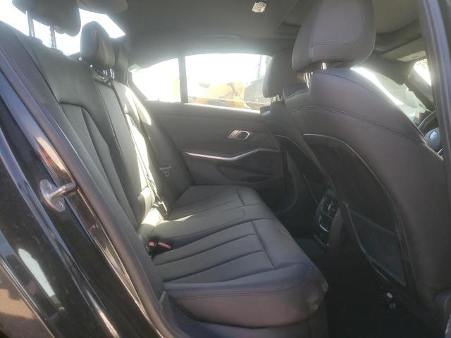 3MW5R7J09M8C12049 BMW 330XI