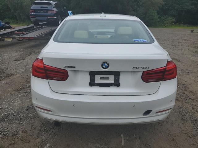 WBA8E5G36HNU44321 BMW 320 XI