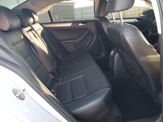 3VWDB7AJ9HM367903 Volkswagen JETTA SE