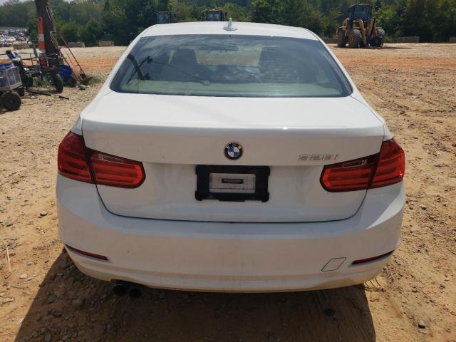 WBA3A5C58FF608382 BMW 328 I