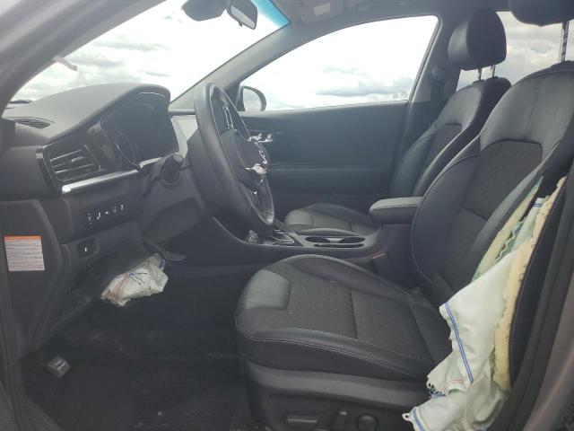 KNDCB3LC9N5508959 KIA NIRO LX