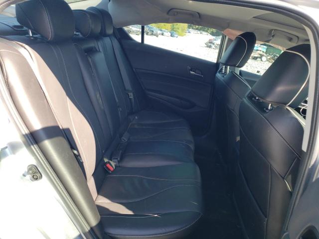 19UDE2F79KA000113 Acura Ilx Premium