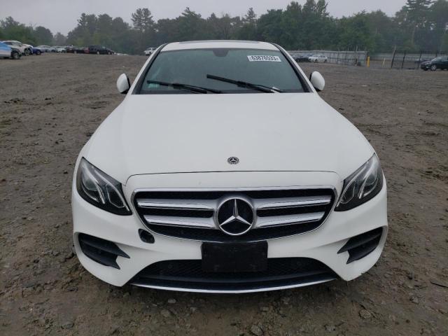 WDDZF4KB7JA318422 Mercedes-Benz E 300 4matic