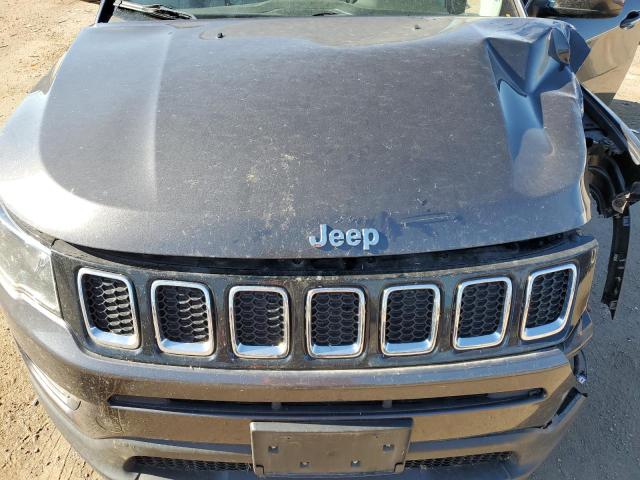 3C4NJDBB8JT325217 Jeep Compass Latitude