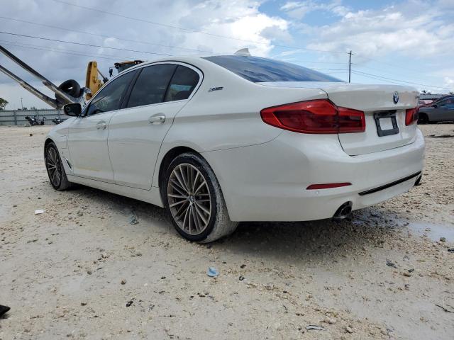 WBAJA9C54JB034197 BMW 530e