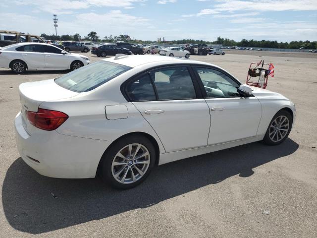 WBA8A3C58HK691123 BMW 320 XI