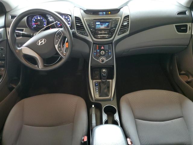 5NPDH4AE2FH567298 Hyundai ELANTRA SE
