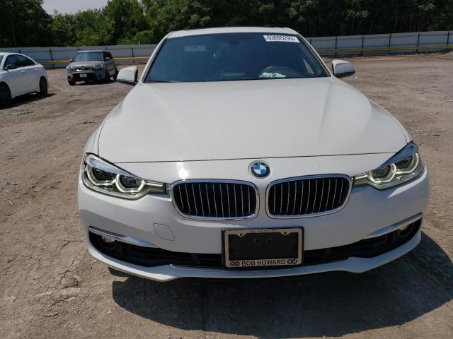 WBA8B9C56JAE22049 BMW 330 I
