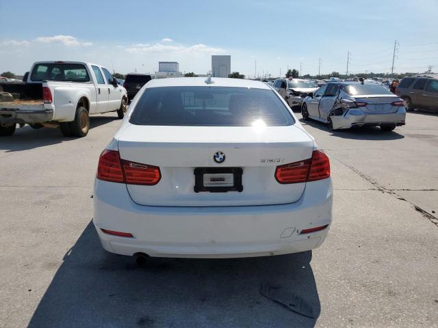 WBA3B1G53FNT03944 BMW 320 I