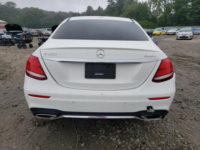 WDDZF4KB7JA318422 Mercedes-Benz E 300 4matic