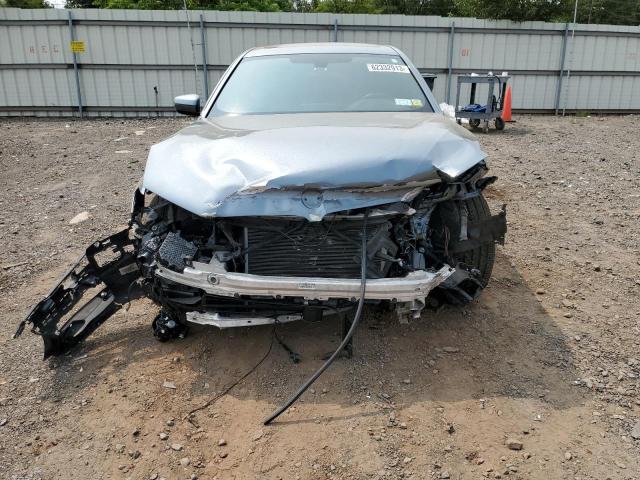 WBAJE7C30HG888110 BMW 540 XI