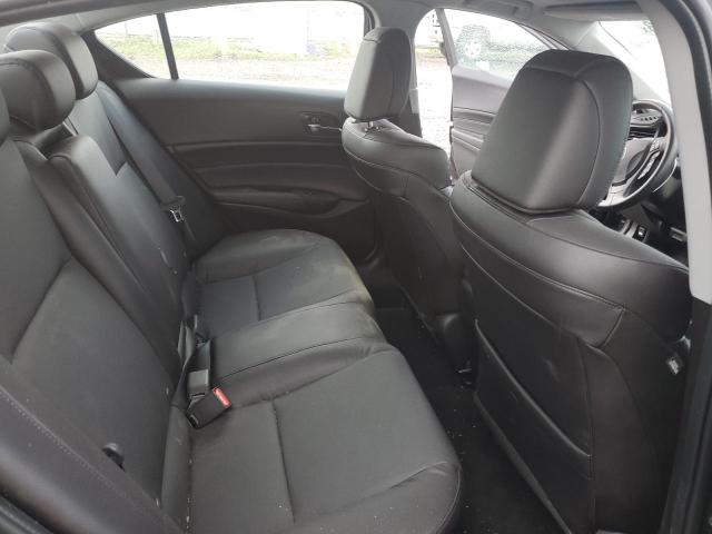 19UDE2F79JA007562 Acura Ilx Premium