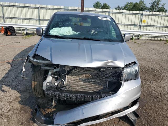 2C4RDGBG9KR793130 Dodge Grand Caravan Se