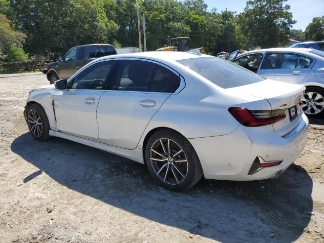 3MW5R7J05L8B30009 BMW 330XI