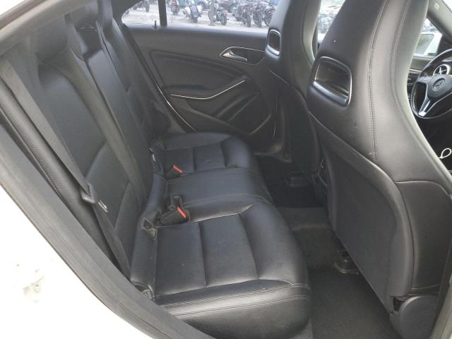 WDDSJ4EB7EN137895 Mercedes-Benz CLA 250