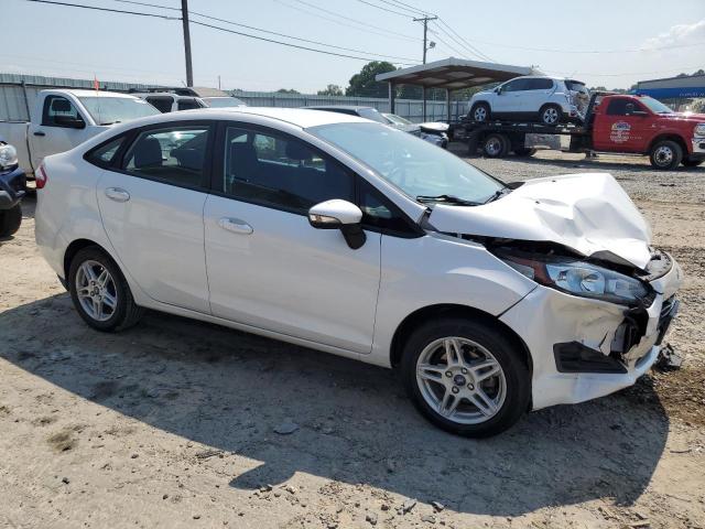 3FADP4BJ7KM114173 Ford FIESTA SE