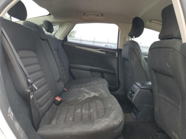 3FA6P0LU9JR172961 Ford FUSION SE