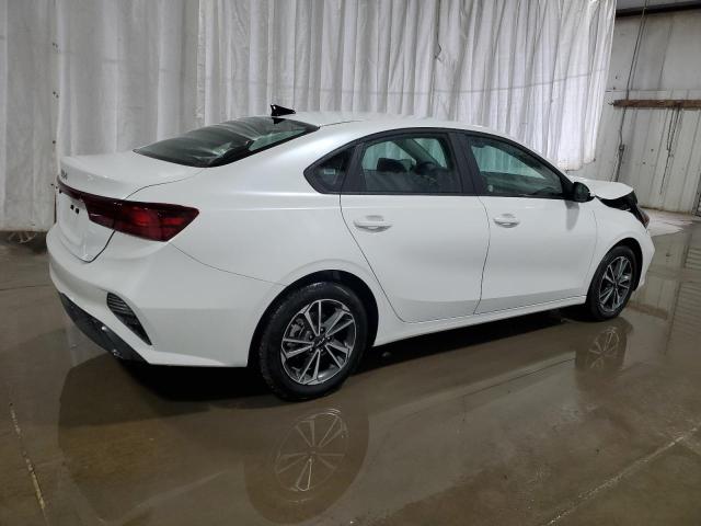 3KPF24AD1RE739993 KIA FORTE LX