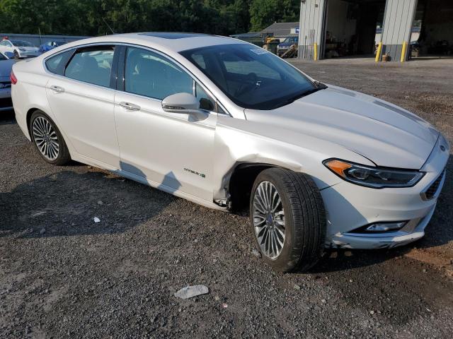 3FA6P0RU3HR254198 Ford FUSION TIT