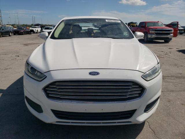 1FA6P0H73F5117094 Ford FUSION SE