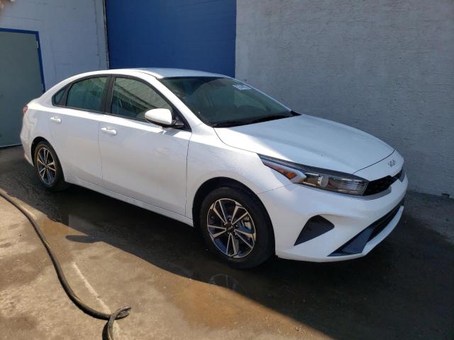 3KPF24AD1RE698166 KIA FORTE LX