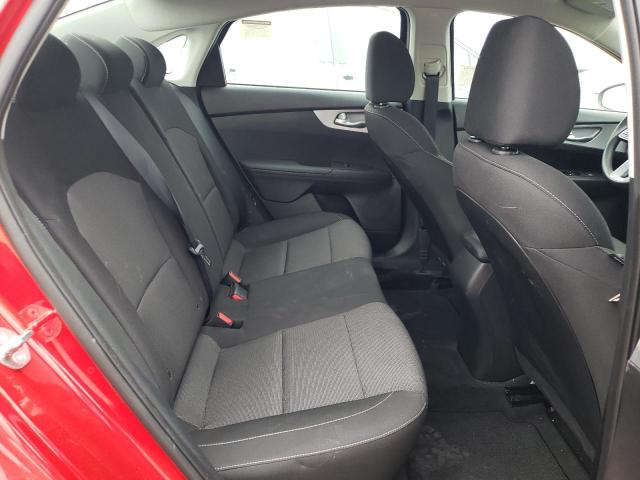 3KPF24AD8PE647227 KIA FORTE LX