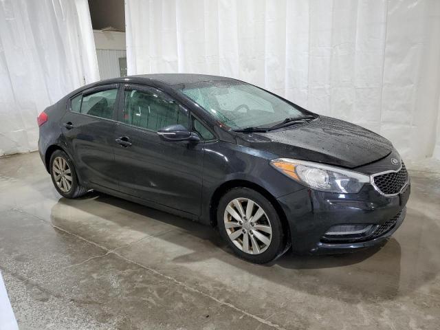KNAFX4A6XF5275402 KIA FORTE LX