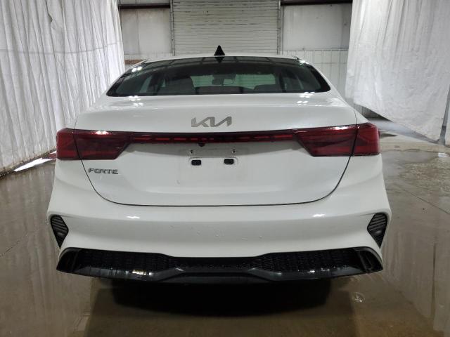 3KPF24AD1RE739993 KIA FORTE LX
