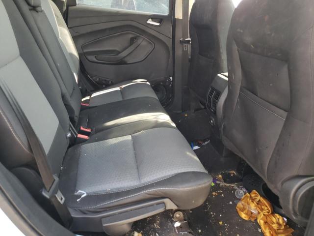 1FMCU0GDXHUB27901 Ford ESCAPE SE