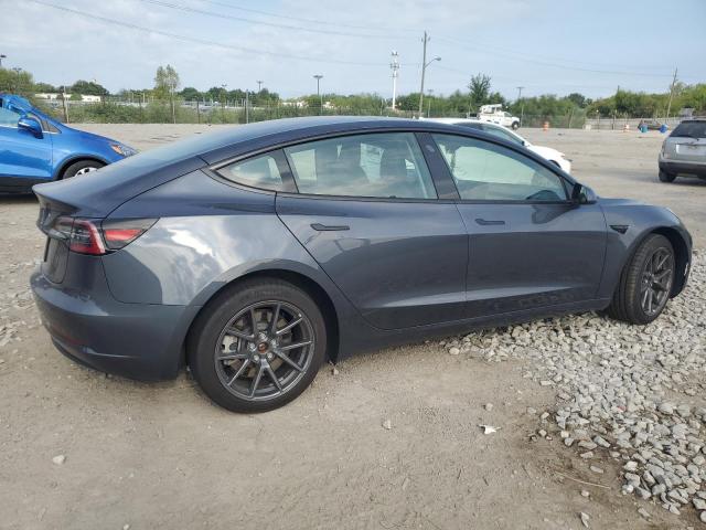 5YJ3E1EA0PF418401 Tesla MODEL 3