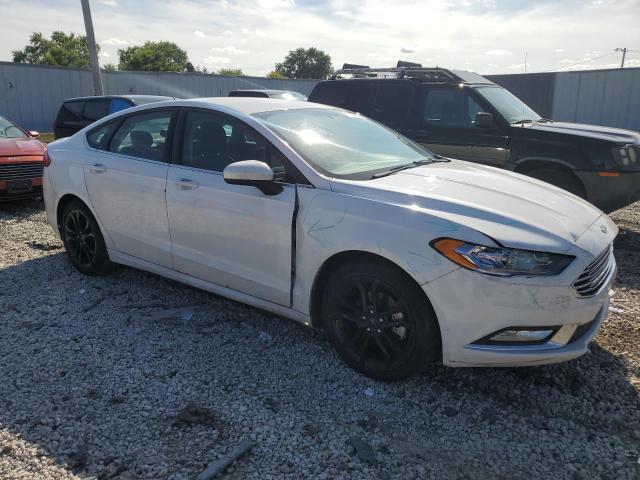 3FA6P0LU4HR333422 Ford FUSION SE