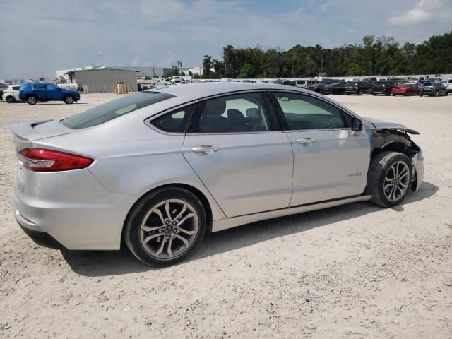 3FA6P0RU2KR262333 Ford FUSION TIT