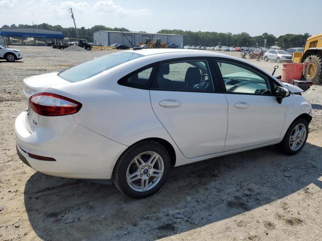 3FADP4BJ7KM114173 Ford FIESTA SE