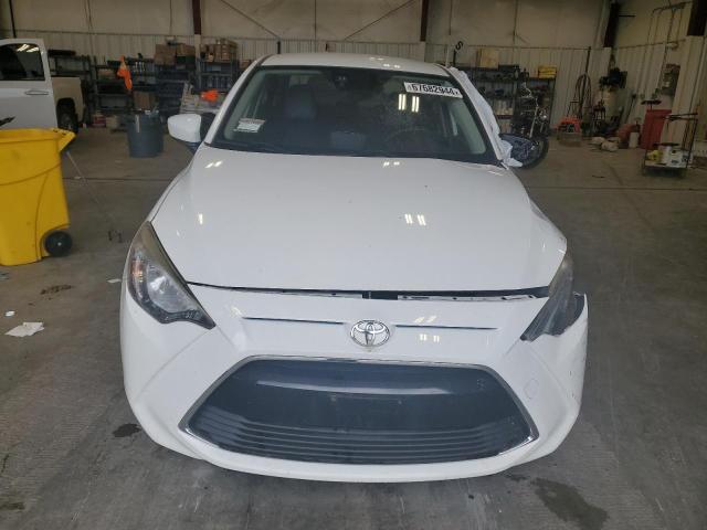 3MYDLBYV7HY154339 Toyota YARIS IA