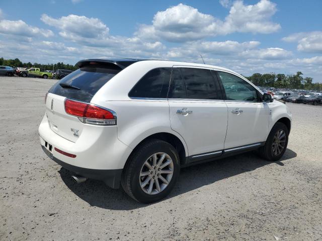 2LMDJ8JK3EBL07035 Lincoln MKX
