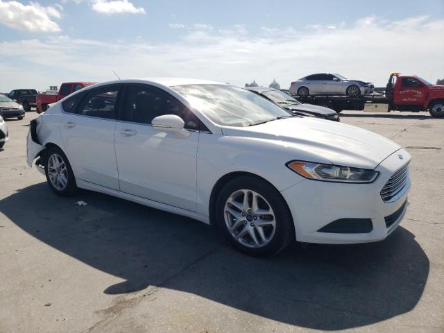 1FA6P0H73F5117094 Ford FUSION SE